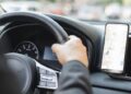 Motorista de app. é agredido por 4 ladrões e tem carro levado na região do Tiradentes