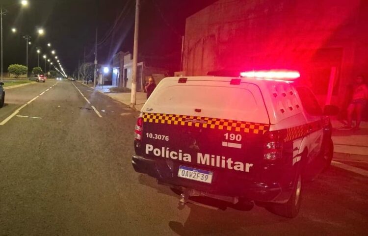 Pedestre é atropelado e morre em Costa Rica, motorista fugiu sem prestar socorro