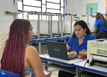 Funsat oferece mais de 800 vagas sem precisar ter experiência nesta sexta