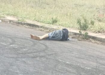 Rapaz de 26 anos é morto por dupla em moto na região conhecida como Trilho de Manobra