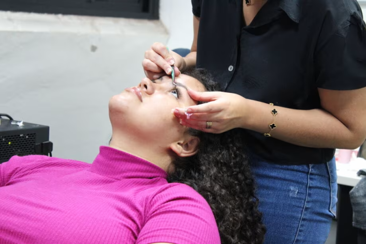 SEJUV abre inscrições para cursos gratuitos de Beleza e Google ADS em Campo Grande