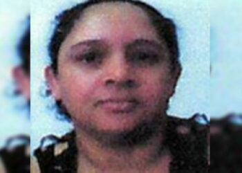 Mulher mata, queima o ex e presa diz: “matei, cansei de apanhar”