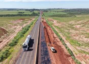 Obras de duplicação e faixas adicionais na BR-163 em MS entram em fase de pavimentação
