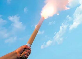 Adolescente de 16 anos perde 5 dedos das mãos ao soltar fogos no Natal em Corumbá