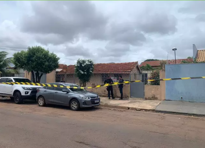 Identificada a mulher morta a golpes de canivete pelo ex no Taveirópolis nesta manhã