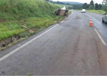 Douradense sobrevive a capotamento, mas morre atropelada ao pedir ajuda às margens da BR-376