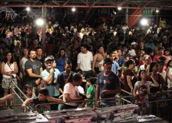 Natal dos Sonhos, da Arauco, leva emoção e alegria para Inocência