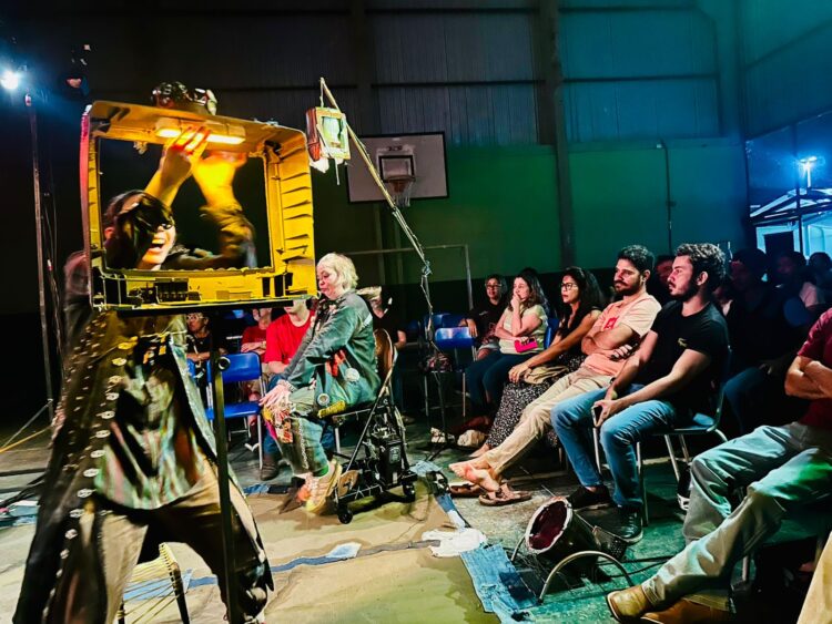 Fulano di Tal celebra 22 anos com estreia de espetáculo em Campo Grande