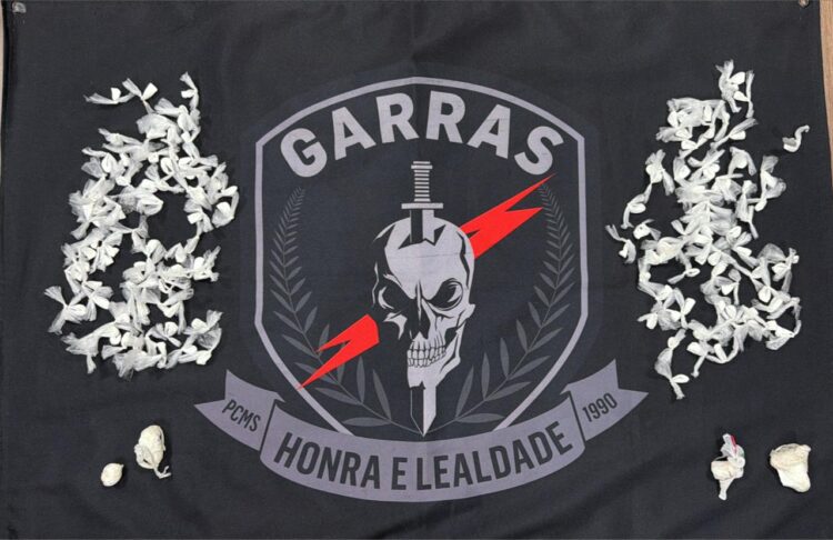 Traficante de 25 anos é preso com R$ 5 mil em cocaína no Bairro Coronel Antonino