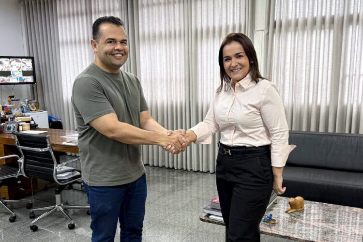 Prefeita Adriane anuncia médico Marcelo Vilela como Secretário Municipal de Saúde