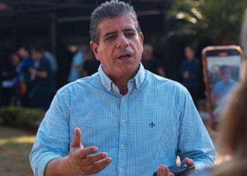 Última edição do ano do Café com a Vizinhança recebe Athayde Nery na Casa Amarela