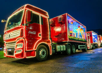 Grupo inicia programação de Natal com bazares solidários e Caravana da Coca-Cola em Campo Grande 