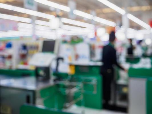 Operadora de caixa e cliente são presas por deixarem de registrar compra de R$ 500 em CG