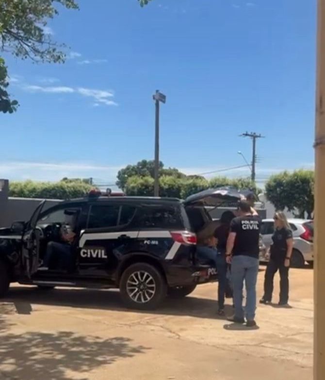 Preso o homem que deu “mata-leão” na companheira dentro de conveniência em Três Lagoas