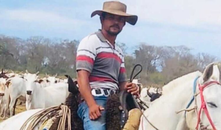 Após briga em refeitório de fazenda, adolescente mata colega de trabalho a facadas