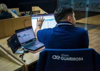 Central controla da água que chega na torneira até destino correto para o esgoto em Campo Grande