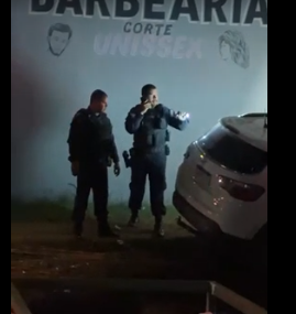 Jeep Compass é perseguido, cravejado de balas no Centro-Oeste e duas jovens baleadas