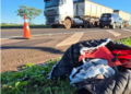 Dois jovens morrem ao colidirem moto na lateral de caminhão na BR-163 em Campo Grande