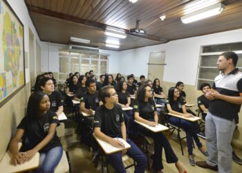 Instituto Luther King continua com inscrições abertas curso pré-vestibular gratuito