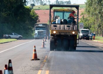 Quinta-feira de obras: BR-163 em MS passa por melhorias e conservação; confira os trechos com pare-e-siga