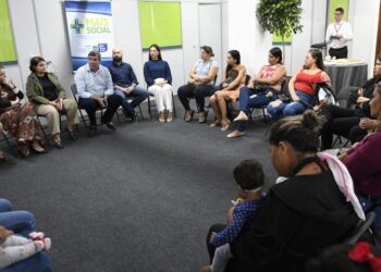 Criança na Creche: programa que paga cuidador para mães irem trabalhar abre pré-cadastro online