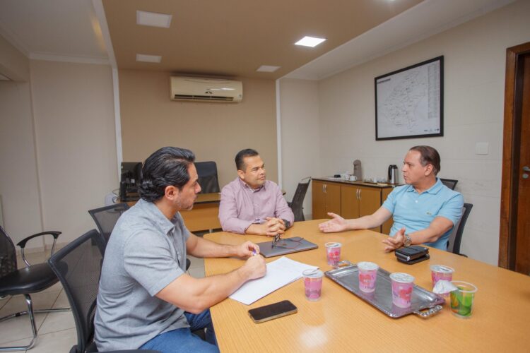 O calor da espera e o peso da realidade: Coronel David transforma diagnóstico em investimento para saúde de Campo Grande