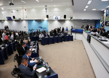 Veto do Executivo ao projeto sobre Taxa do Lixo é mantido