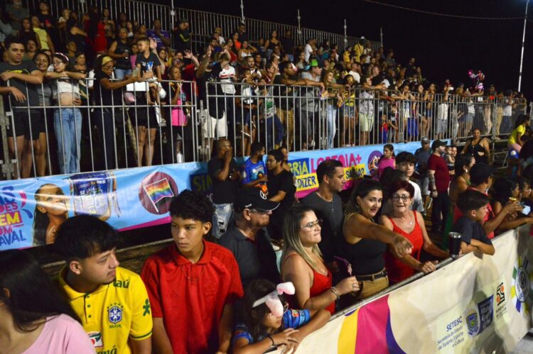 Mais de 120 mil pessoas aproveitaram o Carnaval em cinco dias de folia