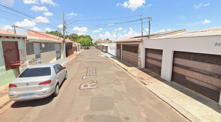 Idoso morre ao ter mal súbito e colidir o carro em muro no Coophatrabalho em Campo Grande