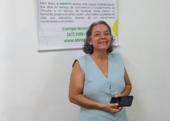 “É um aprendizado de grande importância pra mim”, diz atendida por projeto digital da ABRAPEC