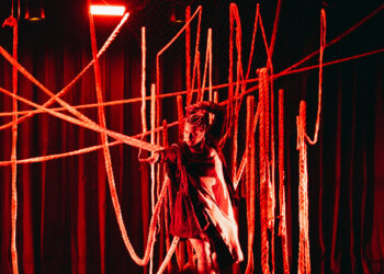 Afrofuturismo em cena: Ariane Nogueira apresenta solo ´Código Genético´ nesta sexta