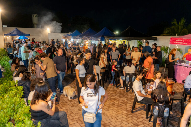 Feirinha Casa HUB tem comes e bebes e show de Jaqueline Costa nesta sexta-feira em CG