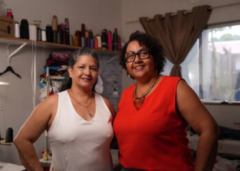 Periferia digital: Centelha ajuda a criar empresa que muda a vida de costureiras