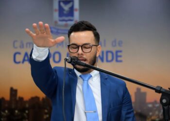 Após denúncia de estupro, secretário Paulo Lands pede afastamento do cargo em CG