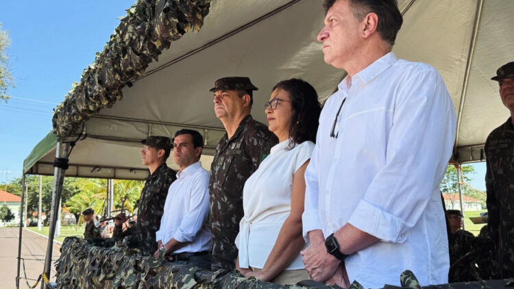 “O lugar da mulher é onde ela quiser, inclusive defendendo e servindo o Brasil”, diz deputada Gleice Jane