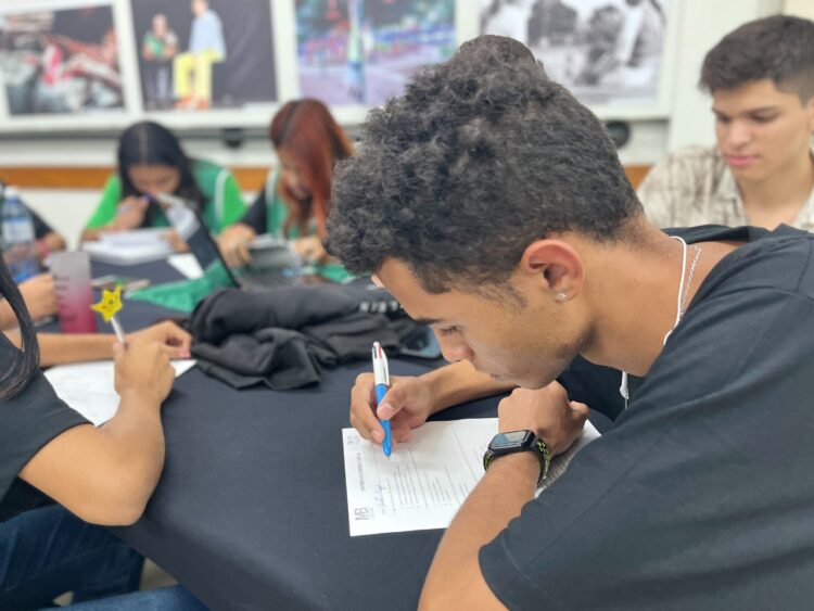 Imposto de Renda: confira como doar diretamente para organizações que atendem crianças, adolescentes e idosos