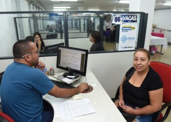 No Mês da Mulher, mutirão Emprega CG tem 500 vagas em 28 funções para Elas