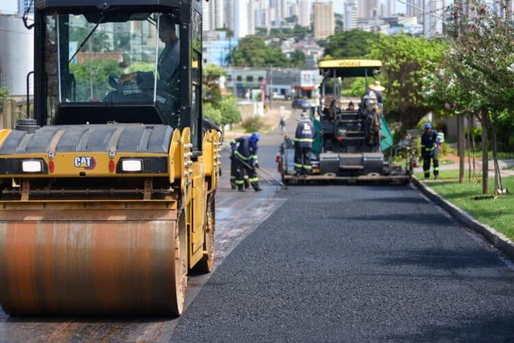 Prefeitura instaura programa inédito de recapeamento continuo e recuperação de asfalto na Capital