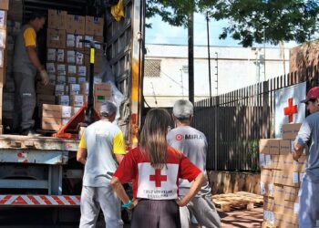 Cruz Vermelha doa mais de 3 toneladas de medicamentos para a Saúde de Campo Grande