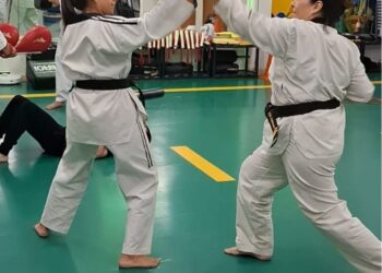 Aula gratuita de autodefesa para mulheres acontece neste sábado em shopping da Capital