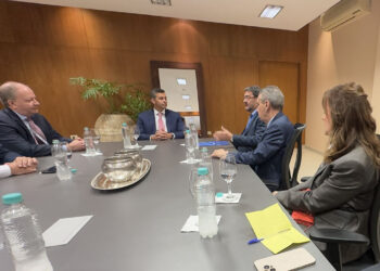 Fiems e presidente do Paraguai debatem gargalos para ampliar negócios entre os 2 países