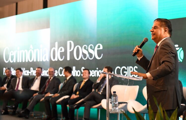 Posse do comitê gestor da reforma tributária coloca MS no comando; senador Nelsinho representa o Senado no evento