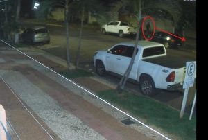 Dois são presos por furtar várias caminhonetes do modelo Hilux em Campo Grande