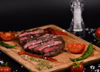 Vai fazer churrasco no Dia das Mães? Pesquisa do Procon aponta variação de 242% nos preços