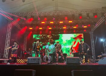 Brô MC’s amplia voz indígena entre música, formação e justiça climática em agenda nacional