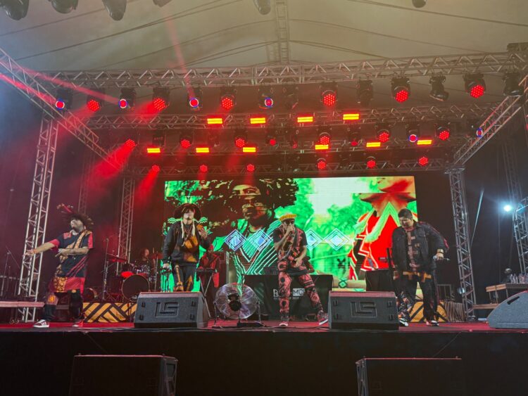 Brô MC’s amplia voz indígena entre música, formação e justiça climática em agenda nacional