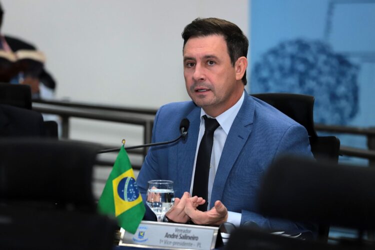 Sancionada lei de Salineiro que cria o “Abril Verde e Amarelo” contra invasão de propriedade