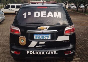 Deportado dos EUA, rapaz é preso em CG por agredir mãe: “louca e esquizofrênica”