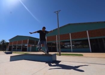 Pista de skate, ginásios e mais: conheça o complexo do Jardim Santa Emília