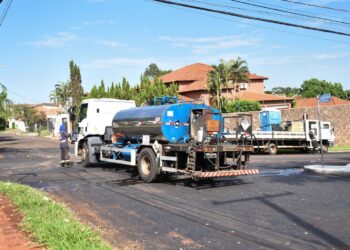 Prefeitura de Campo Grande anuncia R$ 5,2 milhões em asfalto e trator rural